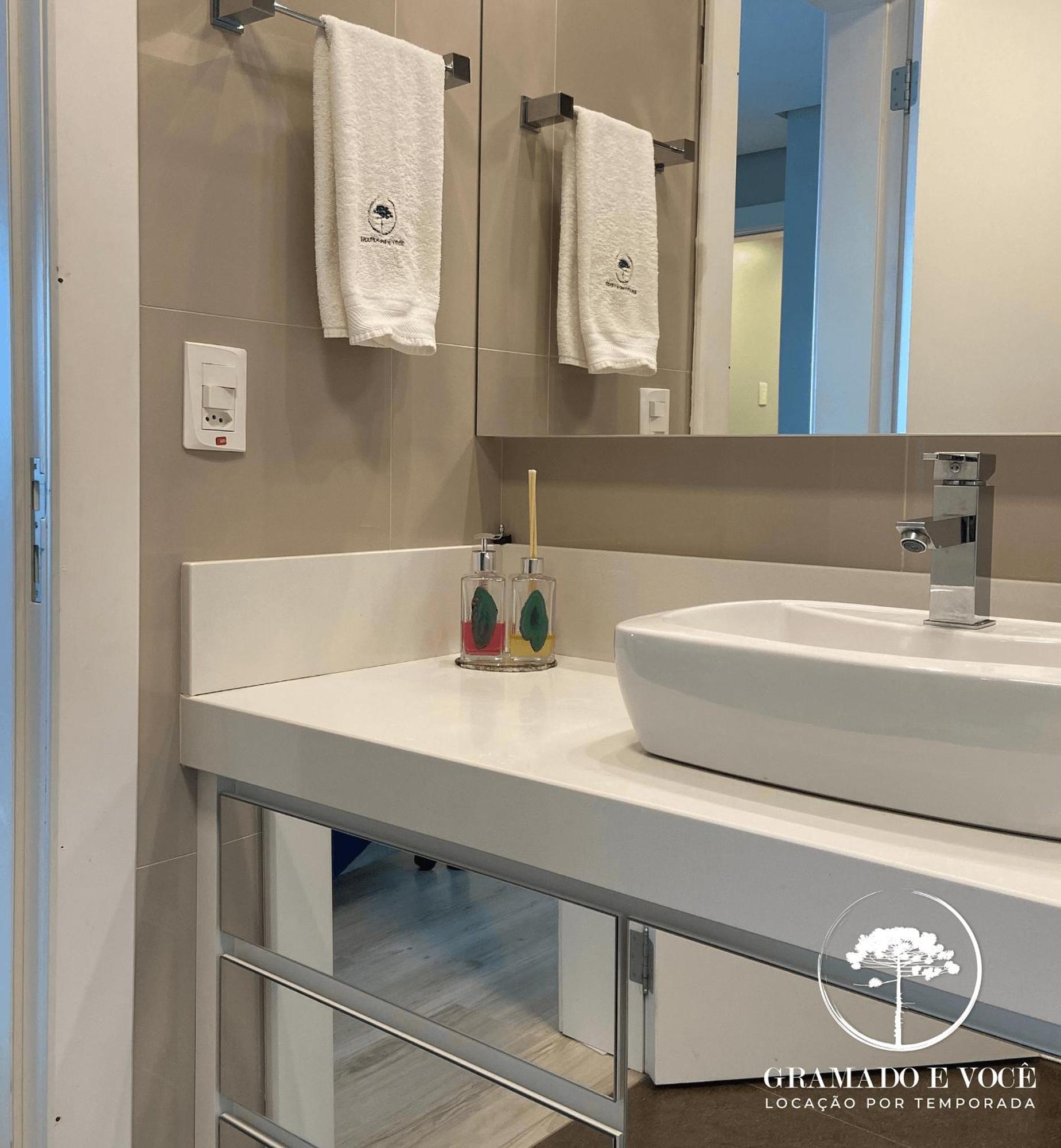 Novo Moderno E Completo! 250 Mt Rua Coberta No Centro De Gramado! Apartamento